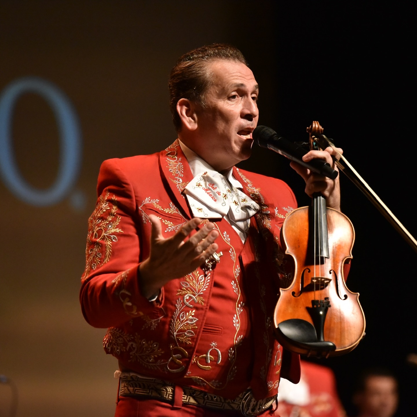 A Merry-Achi Christmas